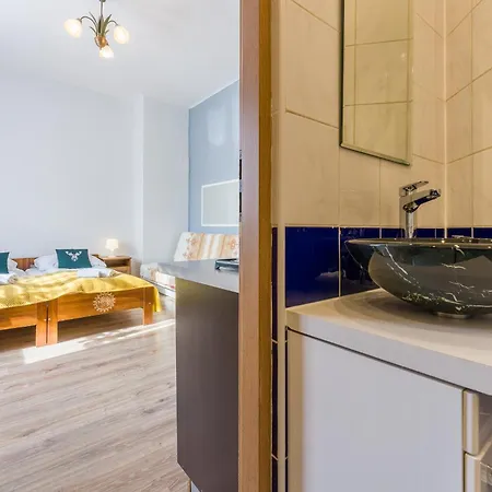 Zakopianczyk Апартаменты *